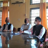 जिल्ला अनुगमन समिति बाँकेको जिल्ला प्रशासन कार्यालयमा बैठक सम्पन्न